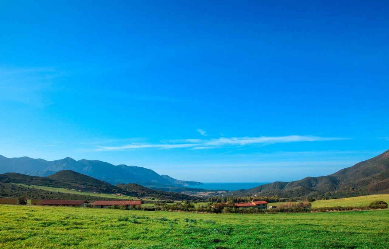 Agriturismo Il Ginepro Fluminimaggiore Buitenkant foto